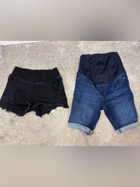 Lot of Maternity jean shorts black shorts Bermuda shorts size 4/medium